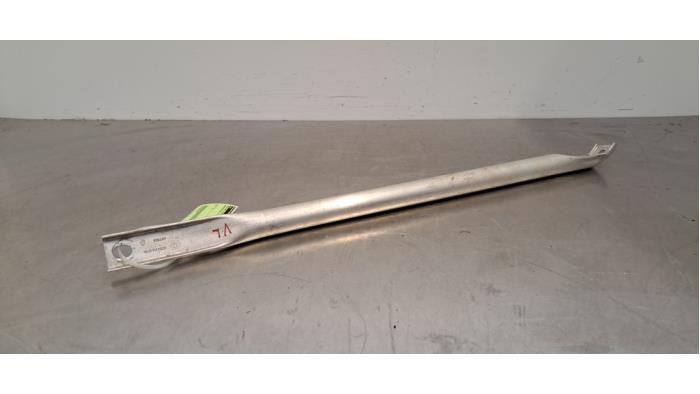 Front part support Mercedes EQC