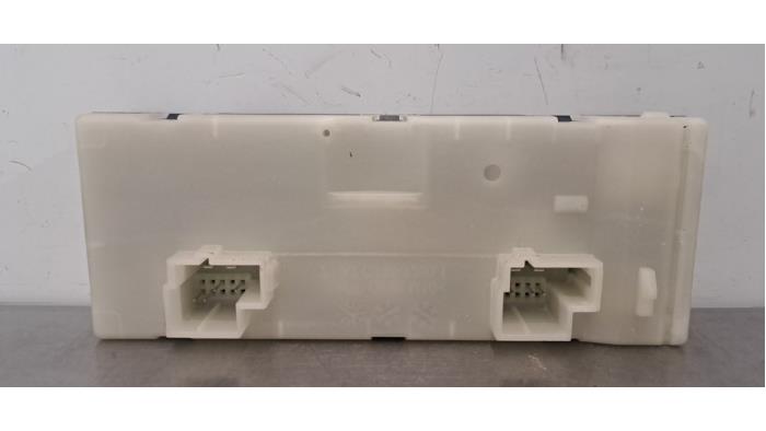 Modul silnika tylnej klapy Mercedes EQC