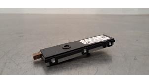 Gebruikte Antenne Versterker Mercedes EQC (N293) 400 4-Matic Prijs € 36,30 Inclusief btw aangeboden door Autohandel Didier