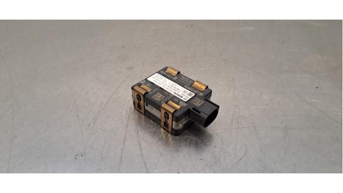 Radar sensor Mercedes EQC