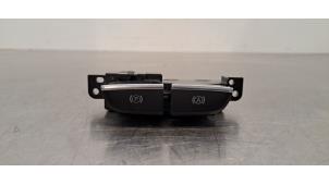 Gebruikte Handrem schakelaar MG HS/EHS I (AS23) 1.5 EHS T-GDI Hybrid Prijs € 30,25 Inclusief btw aangeboden door Autohandel Didier