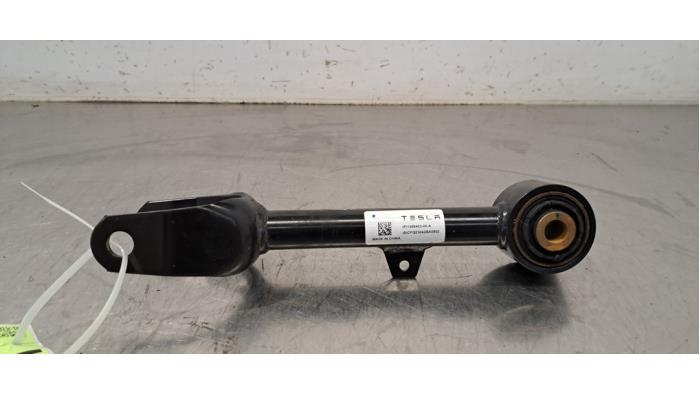 Bras de suspension arrière gauche Tesla Model Y