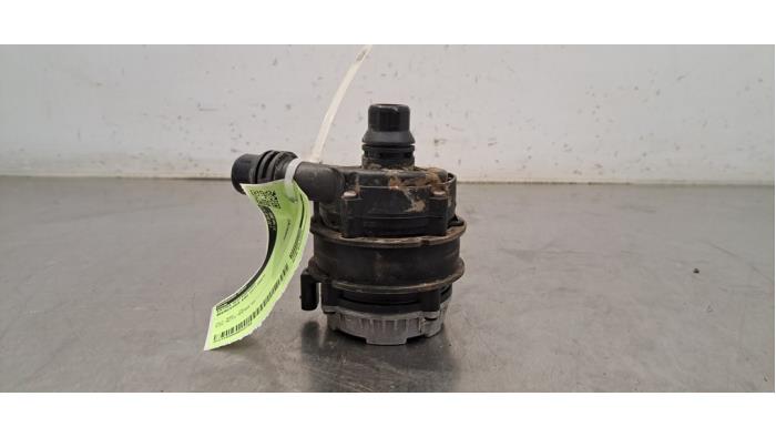 Pompe à eau supplémentaire Mercedes EQC