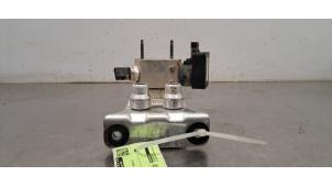 Gebruikte Airco Condensor Mercedes EQC (N293) 400 4-Matic Prijs € 163,35 Inclusief btw aangeboden door Autohandel Didier