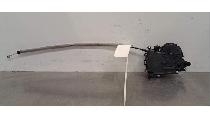 Sluithulpmotor achterklep BMW X3