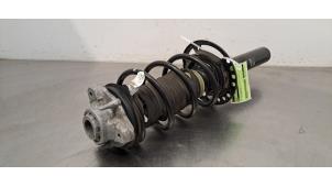 Gebruikte Schokdemper links-voor BMW X3 (G01) xDrive 20d 2.0 TwinPower Turbo 16V Prijs € 175,45 Inclusief btw aangeboden door Autohandel Didier