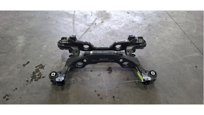 Subframe Mercedes EQA