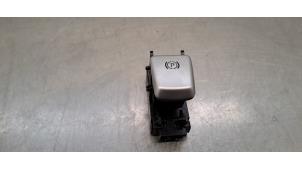 Gebruikte Schakelaar handrem Mercedes EQC (N293) 400 4-Matic Prijs € 24,20 Inclusief btw aangeboden door Autohandel Didier