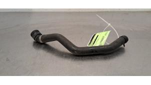 Gebruikte Koelwaterslang Mercedes EQC (N293) 400 4-Matic Prijs € 30,25 Inclusief btw aangeboden door Autohandel Didier