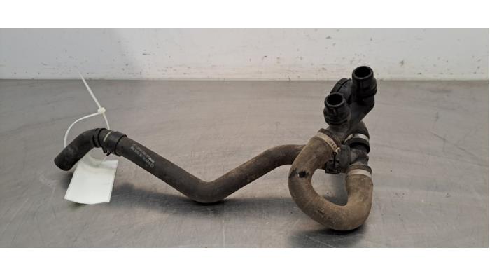 Tuyau radiateur Mercedes EQC