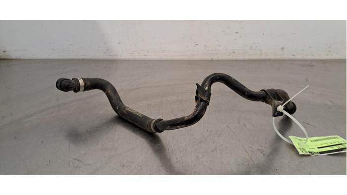 Tuyau radiateur Mercedes EQC