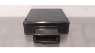 Gebruikte GPS Antenne Ford Tourneo Connect/Grand Tourneo Connect 1.5 TDCi Prijs € 36,30 Inclusief btw aangeboden door Autohandel Didier