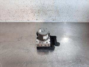 Gebruikte ABS Pomp Hyundai Tucson (TL) 2.0 CRDi 16V High Power 4WD Prijs € 199,65 Inclusief btw aangeboden door Autohandel Didier