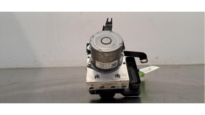 ABS Pomp Mercedes EQA