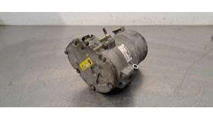 Gebruikte Pomp Airco Volvo XC60 II (UZ) 2.0 T8 16V Hybrid AWD Prijs € 532,40 Inclusief btw aangeboden door Autohandel Didier