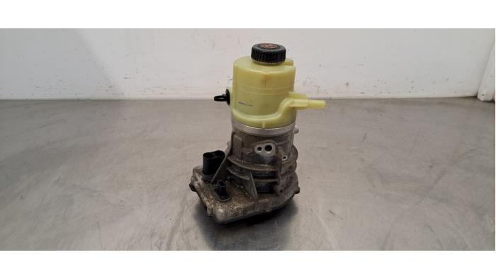 Lenkkraftverstärker Pumpe Renault Trafic