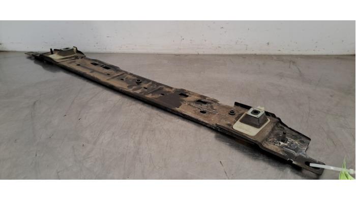 Radiateurbalk Citroen C5-X