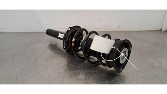Schokdemper links-voor Audi A3