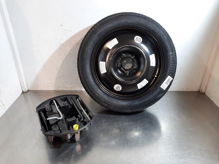 Krikset + reservewiel Peugeot 508