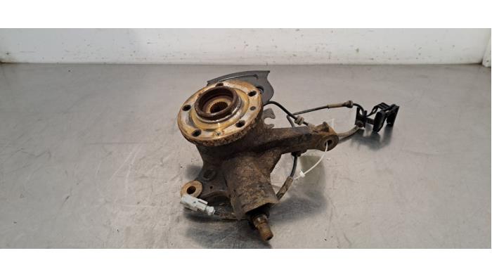 Achsschenkel links vorne Toyota Pro-Ace
