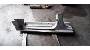 Gebruikte Dorpel rechts Citroen Jumpy 2.0 Blue HDI 145 Prijs € 665,50 Inclusief btw aangeboden door Autohandel Didier