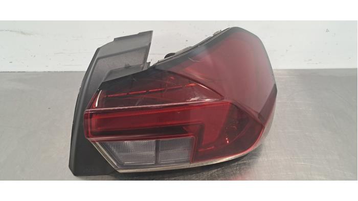 Правий задній ліхтар Opel Corsa