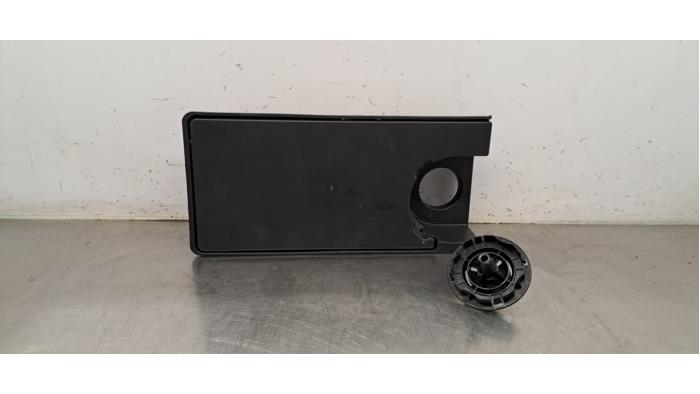 Tyre repair kit Peugeot 5008