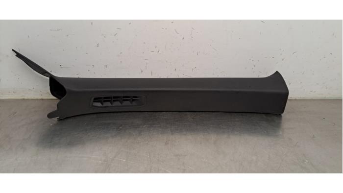 Embellecedor derecha delante Peugeot 5008