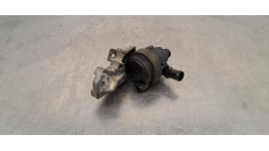 Gebruikte Extra waterpomp Renault Trafic (1FL/2FL/3FL/4FL) 1.6 dCi 125 Twin Turbo Prijs € 36,30 Inclusief btw aangeboden door Autohandel Didier