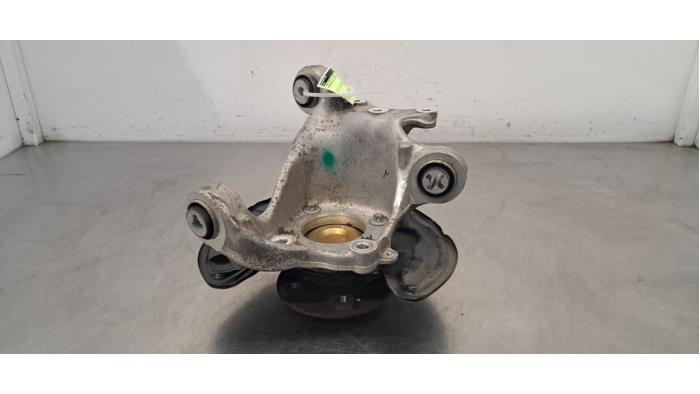 Knuckle, rear right Mercedes CLA
