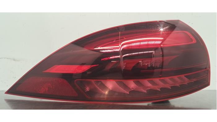 Luz trasera izquierda Mercedes GLE