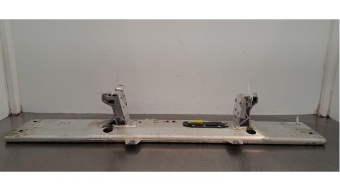 Barre transversale avant Mercedes GLE