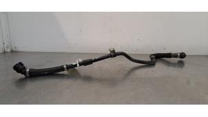 Gebruikte Koelwaterslang Mercedes GLE (V167) Prijs € 48,40 Inclusief btw aangeboden door Autohandel Didier