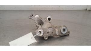 Gebruikte Motorrubber Renault Megane IV Estate (RFBK) 1.6 E-Tech 160 Prijs € 42,35 Inclusief btw aangeboden door Autohandel Didier