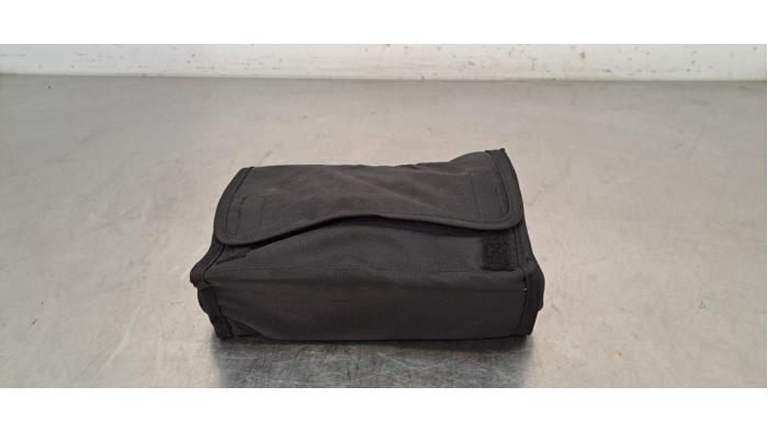 Tyre repair kit Renault Megane Break