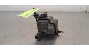 Gebruikte Aircopomp Renault Megane IV Estate (RFBK) 1.6 E-Tech 160 Prijs € 96,80 Inclusief btw aangeboden door Autohandel Didier