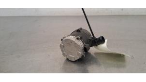 Gebruikte Extra waterpomp Audi Q3 Sportback (F3N) 1.4 45 TFSIe 16V Prijs € 36,30 Inclusief btw aangeboden door Autohandel Didier