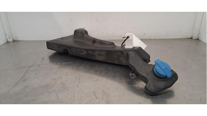 Ruitensproeiertank voor Audi Q3