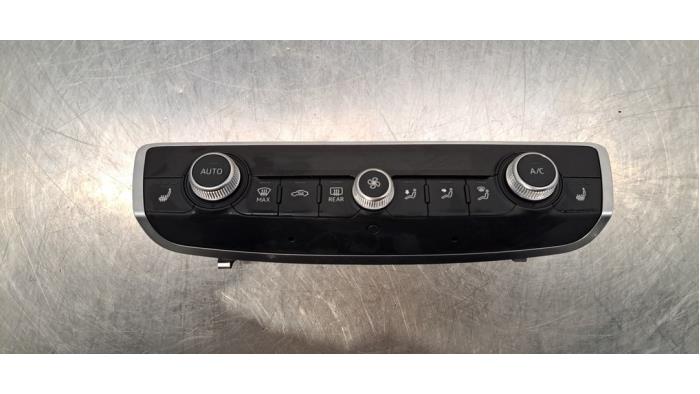 Panou de control al climatizării Audi Q3