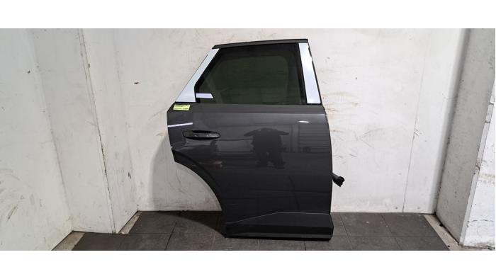 Drzwi prawe tylne wersja 4-drzwiowa Peugeot 3008