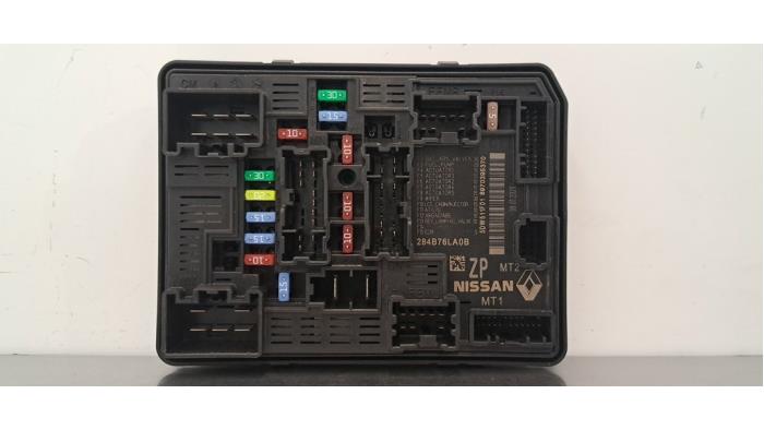 Caja de fusibles Nissan Juke