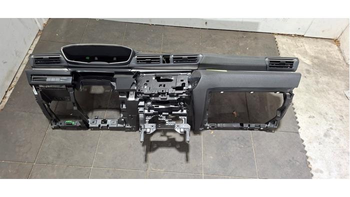 Dashboard Peugeot 508