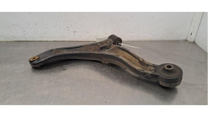 Spoorstang links Renault Master