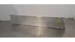 Gebruikte Motorbalk Peugeot 208 II (UB/UH/UP) e-208 50 kWh Prijs € 66,55 Inclusief btw aangeboden door Autohandel Didier