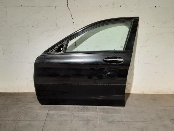 Portier 4Deurs links-voor Mercedes C-Klasse