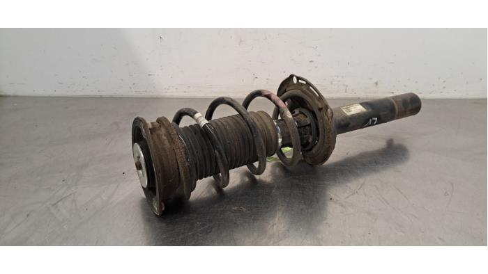 Schokdemper links-voor Audi A3