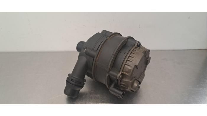 Extra waterpomp BMW 3-Serie