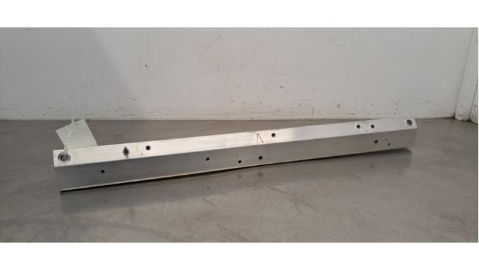 Barre transversale avant Audi E-Tron