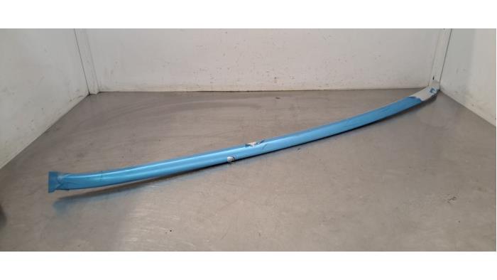 Rail de toit gauche Audi E-Tron Rail de toit gauche Audi E-Tron