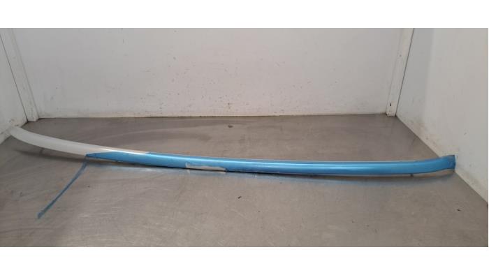 Rail de toit droit Audi E-Tron